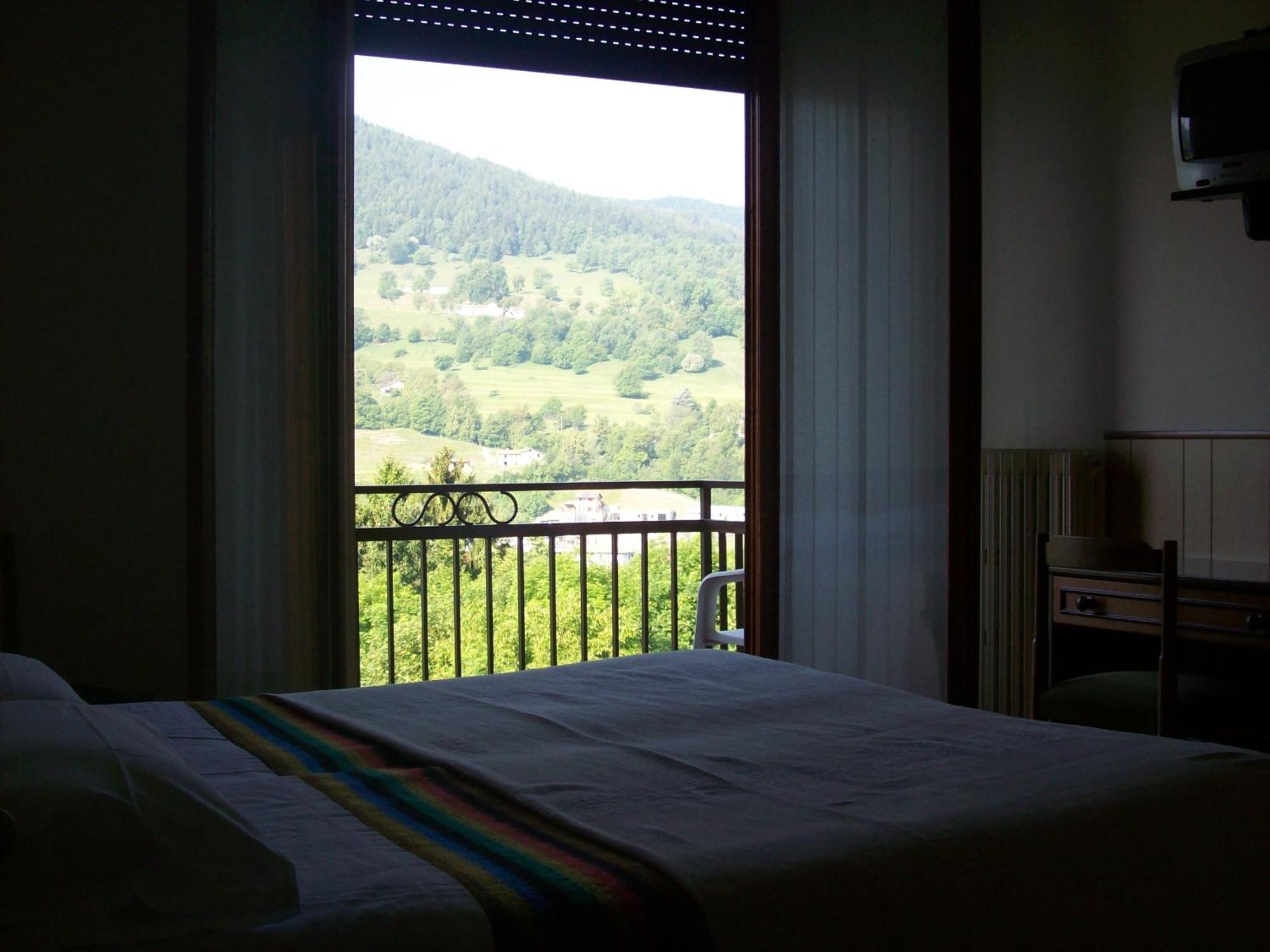 Hotel Valle Intelvi San Fedele Intelvi Exterior photo